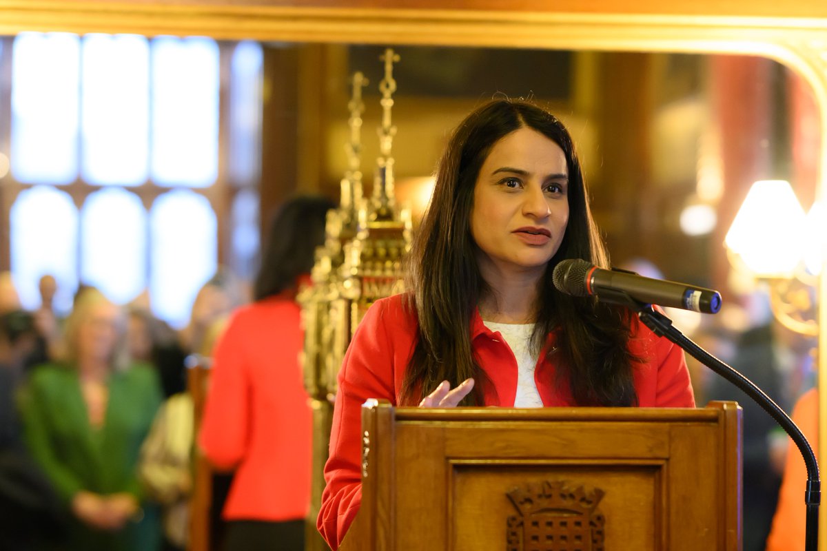 Faiza Khan tweet media