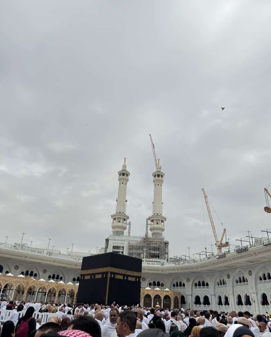 NN2_2__'s tweet photo. اللهم أرحم أمي و ابي بقدر شوقي للقائهم و أعظم، واغفرلهم بقدر فقدي لهم وأعظم، و اعفُ عنهم بقدر حاجتي لهم وأعظم، ربي و اجمعني بهم في مستقر رحمتك امي وابي رحمكم الله رحمة تسع السموات والأرض وما بينهما🤲🏻🕊️🤍 https://t.co/HloX2dFD4S