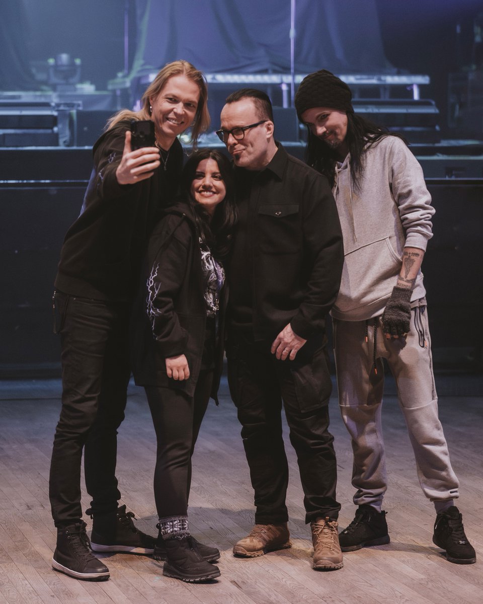 apocalypticafi's tweet photo. The wild “Plays Metallica Vol. 2 Tour“ roadtrip continues! 🤘 Thank you, you beautiful metalheads, for joining us. Next stops: Cincinnati, Chicago, Detroit, Minneapolis, Winnipeg and more!
📸: Laura Collins
#Apocalyptica #CelloMetal #PMV2 #Cello #Metal https://t.co/vVbWBum5k5
