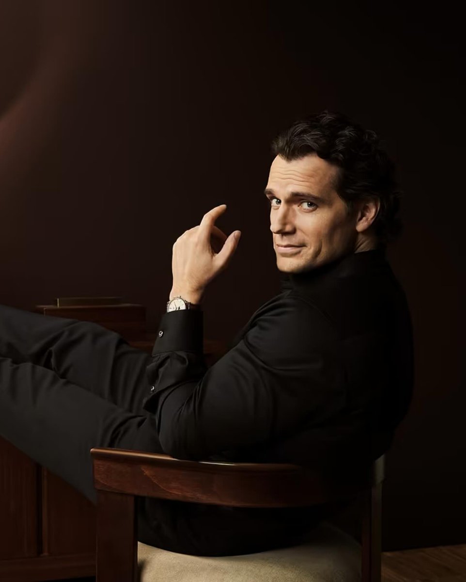 Henry Cavill Updates tweet media