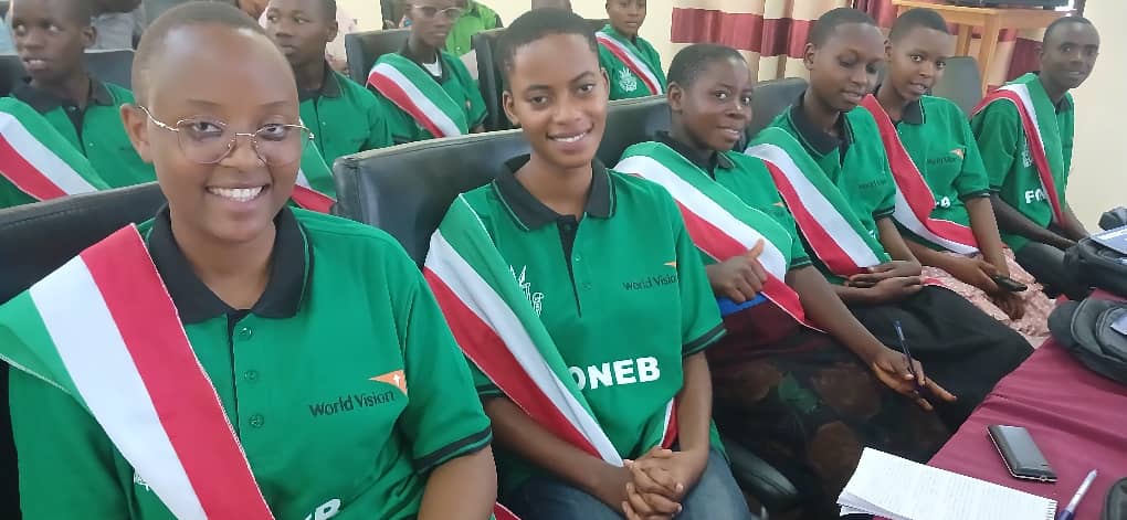 Lancement officiel du Forum National des Enfants du Burundi (FONEB) qui s'est tenu aujourd'hui <a href="/Gitega/">Province Gitega</a> . Le FONEB est instrumental dans l'exercice du droit à la participation et <a href="/WVBurundi/">World Vision Burundi</a> se réjouit d'avoir accompagné ce processus.