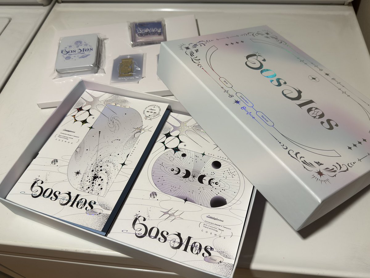 ✦𝟒𝐧𝐝 𝐆𝐨𝐨𝐝𝐬✦
[ COSMOS ] 네번째 특전을 공개합니다 !   

✧주문 제작 박스✧