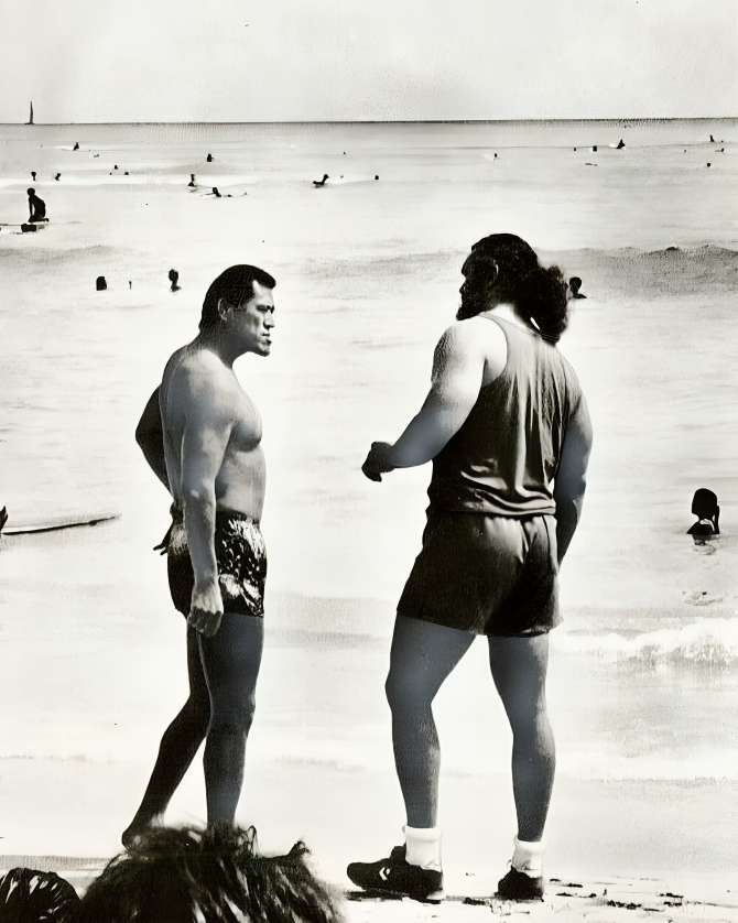 Antonio Inoki &amp; Bruiser Brody take a trip to the beach.
