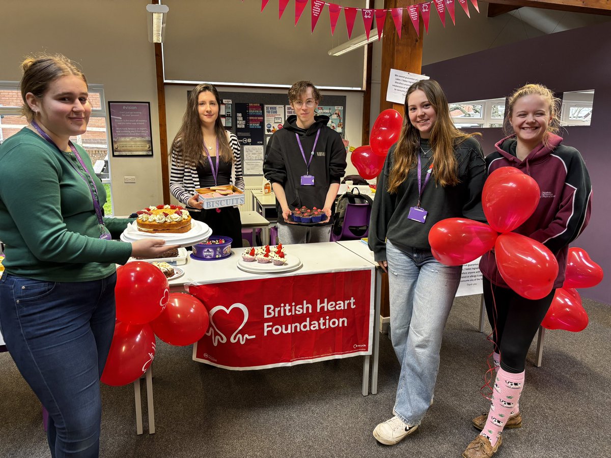 HonitonCCPost16's tweet image. And the winners of our Bake Off were Poppy, Saffron and Fay. Thankyou to our lovely judges and hope you enjoyed! All for a great cause to support @TheBHF . Proud of all our students ☺️@TedWraggTrust