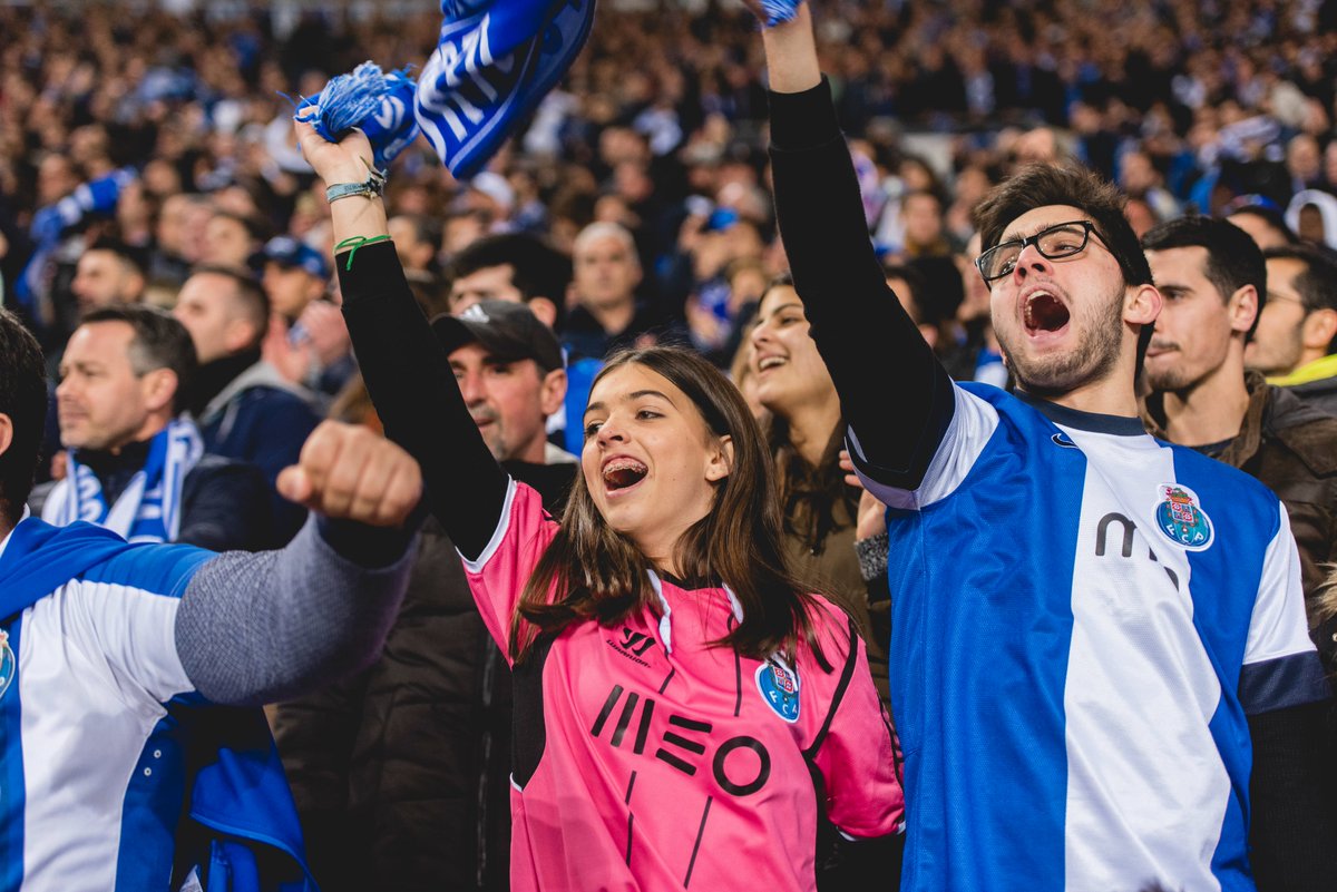 Amor como o nosso não há mais nenhum 💙

Feliz dia de S. Valentim a todos os Dragões🤩

#InvictosDeCoração