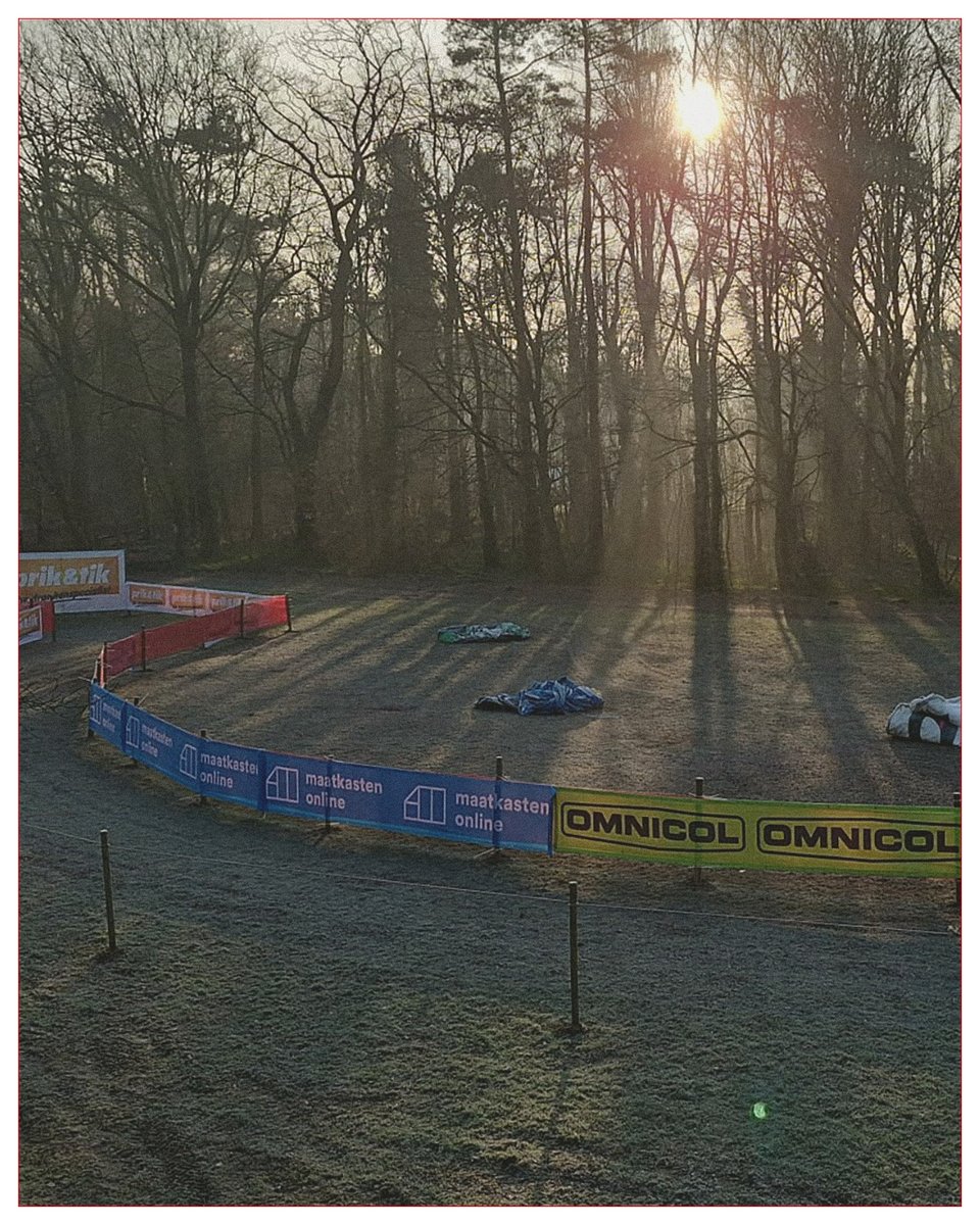 Exact Cross tweet media