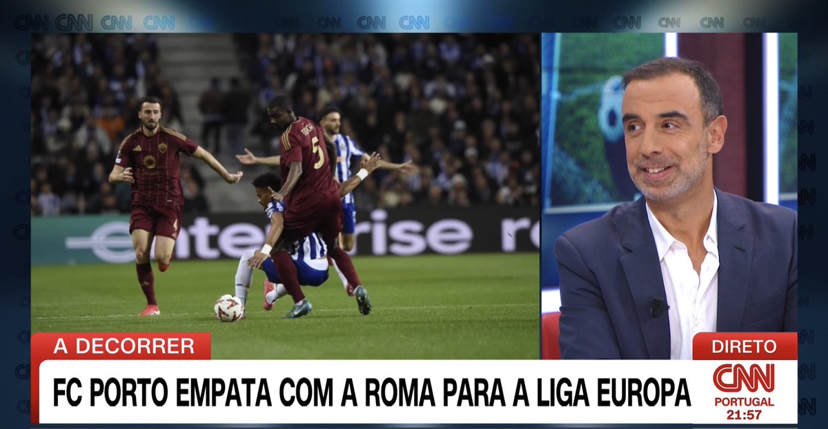 botelho_oscar's tweet photo. Dose Dupla @cnnportugal Fim de Tarde https://t.co/DKatoT0HOU e Jornal CNN https://t.co/gXcnz3YPME com apresentação de Paulo Pereira, para antevisão e rescaldo do duelo #FCPASR e comentar a actualidade futebolística nacional 📺 #EmTodasAsFrentes ⚽️ #LigaPortugalBetclic 🇪🇺 #UEL https://t.co/ABqroFxYFg