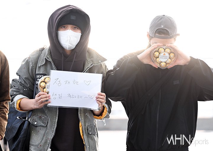 우리칠 너무 감동되..ㅠ

#UnconditionallyWithYuno
#재현이_생일이야_음흠