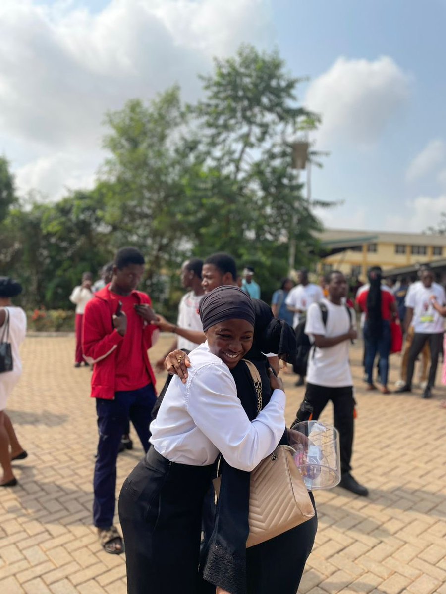 UbeidatuAwal's tweet photo. In a month of love, I share with you memories from the NCB-CANR💗🎉
If you didn't get a gift from me then you sure would know you owe me one😅❤️
Happy Valentine's from your next #CANaRSA General Secretary 🎉

#ValentinesDay 
#KNUST
#Valentines https://t.co/z0mUOnyZhG