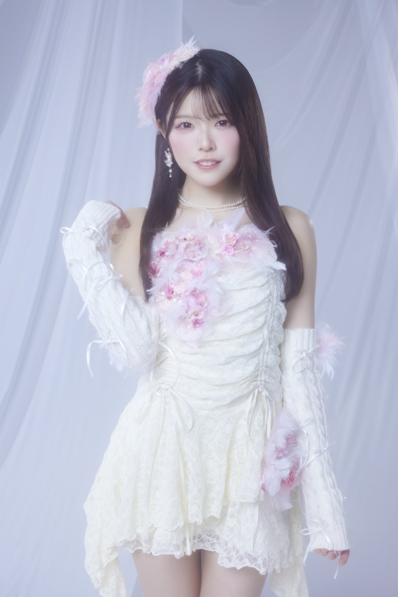 member 7 🩷中本こまり（Komari Nakamoto) ＠komari__fm0923 ＃favme