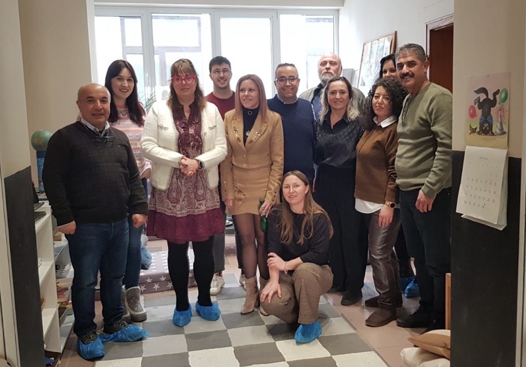 CryptoDomAlts's tweet image. 🔵 Moisés García y Celia Martínez han participado en las reuniones intermedias del proyecto EcoRehabASD en Plovdiv, Bulgaria.

👉🏼Han consolidado las actividades propuestas, finalizando la base teórica y legislativa, y visitando los centros participantes.

#ErasmusPlus