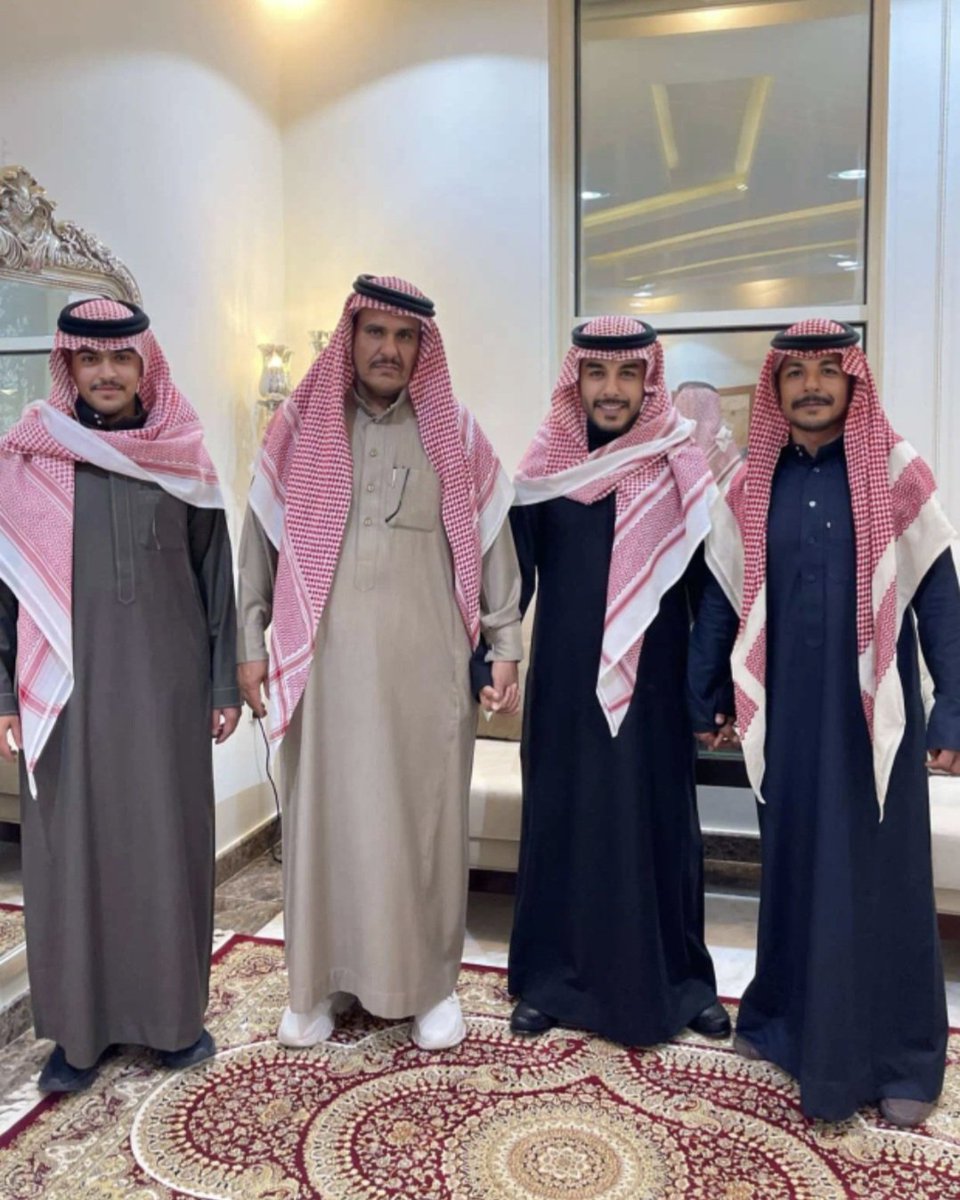عائلة العبده tweet media