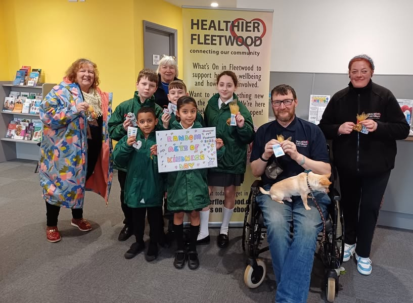 Lovely first day at our new Information Centre @ THE HUB! Just after 10am we welcomed students from Shakespeare Primary out &amp; about in Fleetwood for #randomactsofkindness.
Local resident Anne was an early visitor &amp; thanks to volunteers Reece &amp; Sunny, and Sam for their help today.