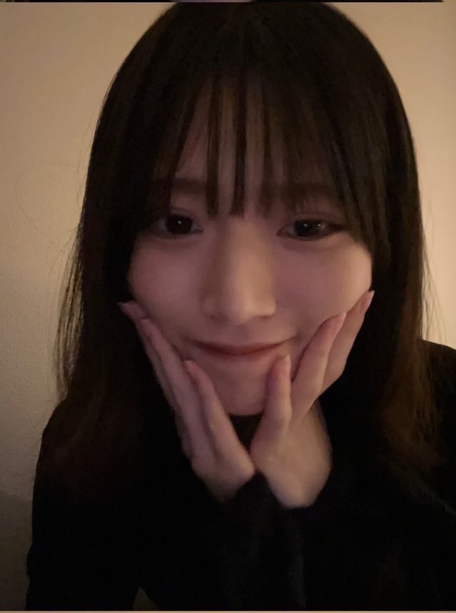 Kamui_light46's tweet image. 美「おめでとうの連絡遅いよ。

私の彼氏なら0:00ピッタシにしてよ」