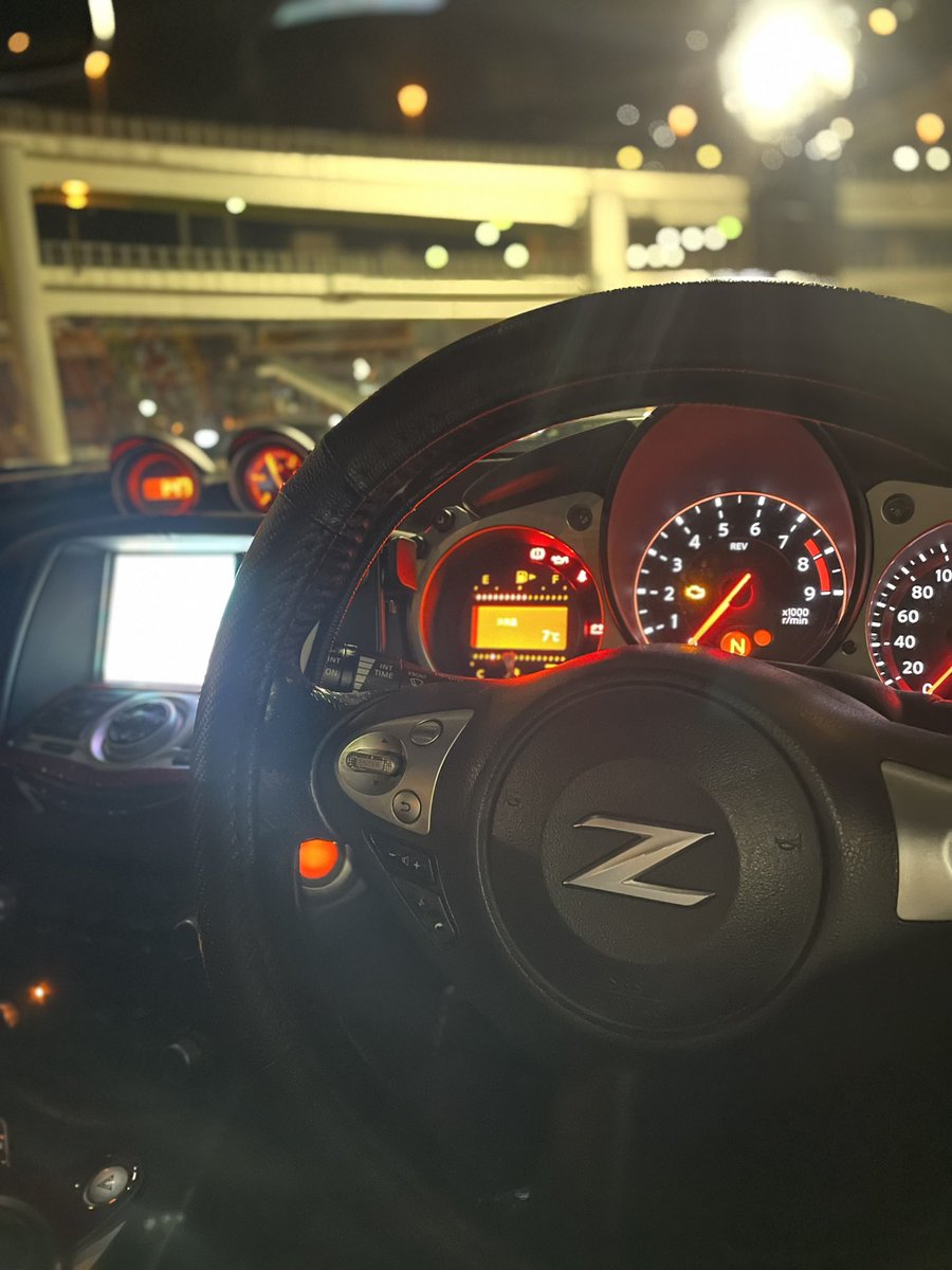 filba9's tweet photo. 大黒ろぐいん
 #大黒   #大黒pa  #車  #370z  #z34 https://t.co/O4ZI7nELXi
