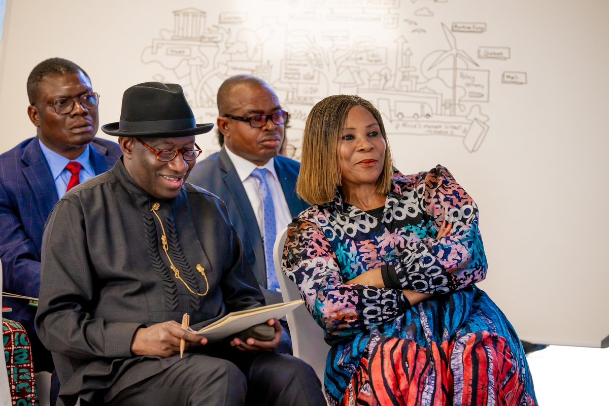 Wrapped up the day with a session on the #IAMSahel campaign highlighting the desire of communities to create change for themselves.

🎤 The creatives on today’s stage called for:

🔹More investments in the industry
🔹Greater support for artists
🔹Truth and honesty in storytelling