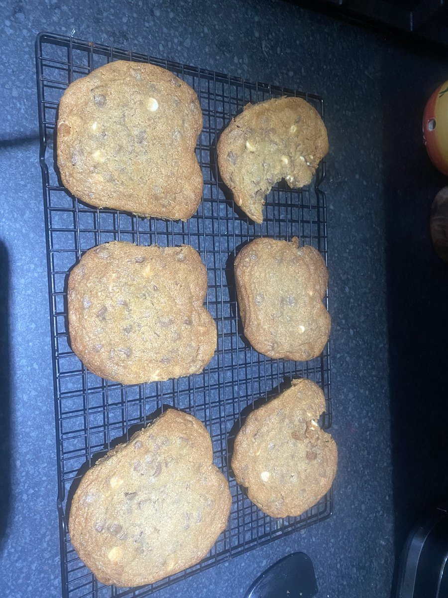 NDeanMarshall's tweet image. For Valentine’s Day I thought I would bake my husband some cookies as it’s one of his favourites. My first time baking them and it half worked? Lost their shape but delicious in taste. I’m glad I took a picture to show him what they were meant to look like 🤣 🍪