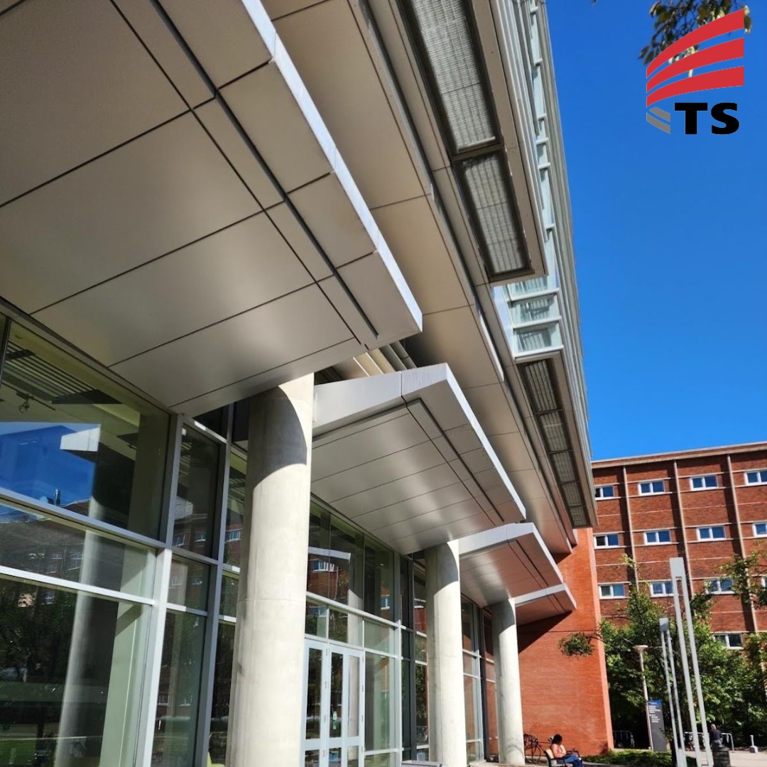 Feature Friday:
#ThermalSystems finished the Centennial Centre for Interdisciplinary Science (CCIS) at the University of Alberta back in 2011.

Visit our website 🌐 thermalsystems.ca
.
.
.
#AlbertaConstruction #BuildingEnvelope #Daylighting #ModularConstruction #Insulati...