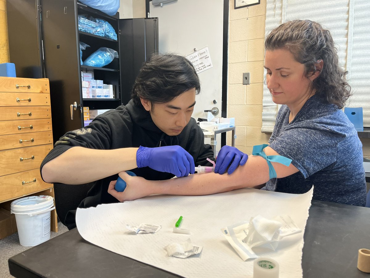 UB_HEAT_Lab's tweet image. We celebrated Valentine's Day by being vampires, practicing blood draws on Dr. Pryor.  The #HEATLab's JianBo and Joe were 3/3 for successful draws! #CRESE #UBSPHHP