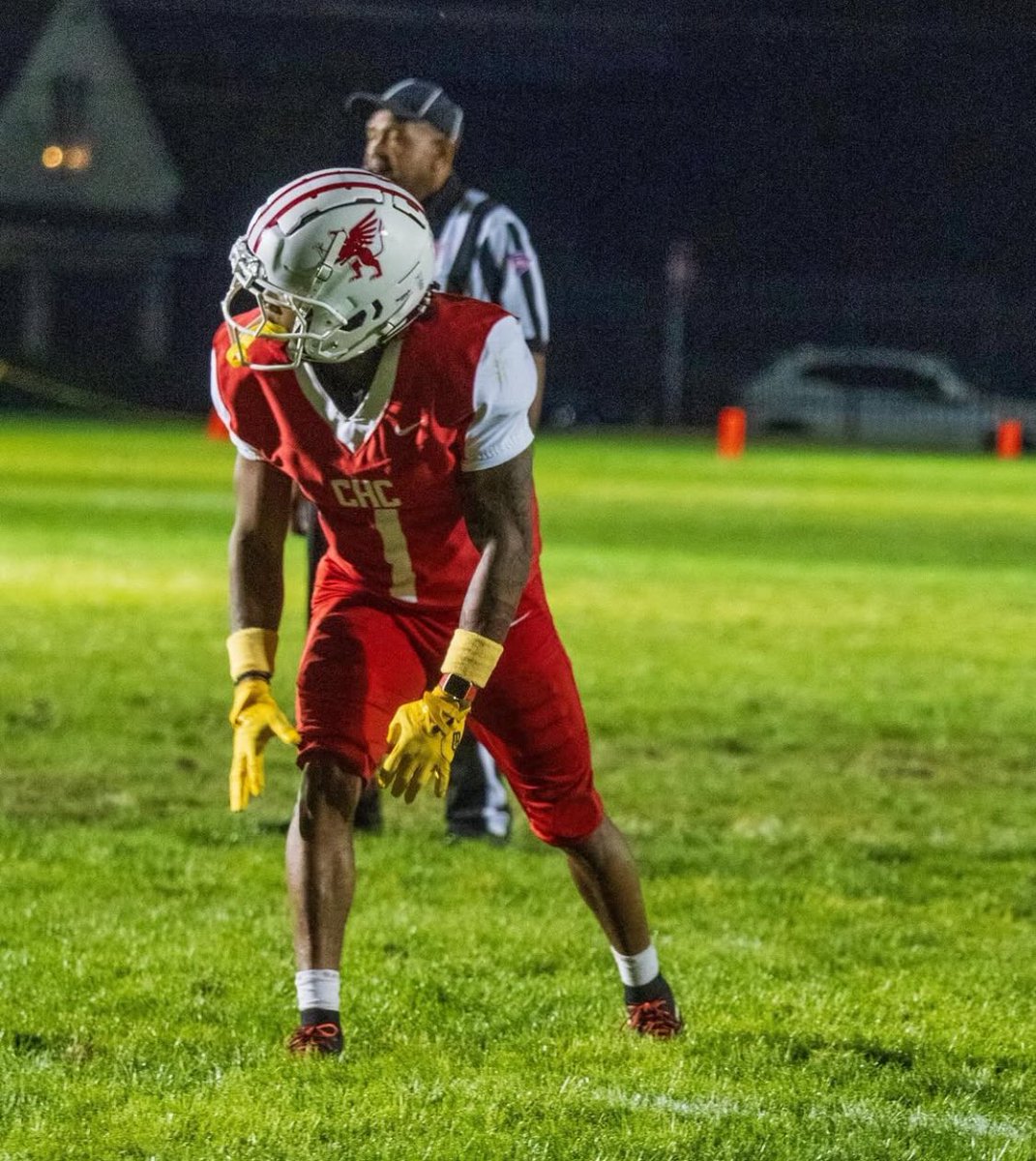 After a great conversation with <a href="/CoachGioCHC/">Gio Thomas</a> I am blessed to receive a Division 2 offer from Chestnut hill college 
#AGTG