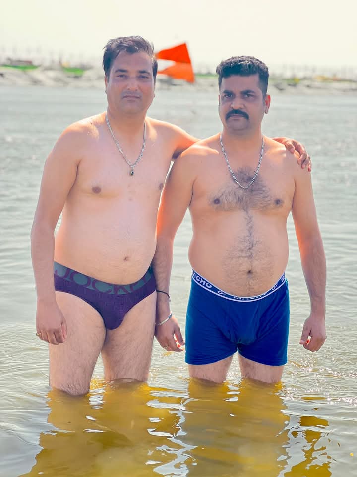 Desi hotty and crazy daddy glimpse melted me off 😘♥️💋❤❤ no words for jockey beauty... 
Pls rate them from 1-10
#desi #innerwear #daddy #uncle #crazy #KissingYou #kisses #indian
