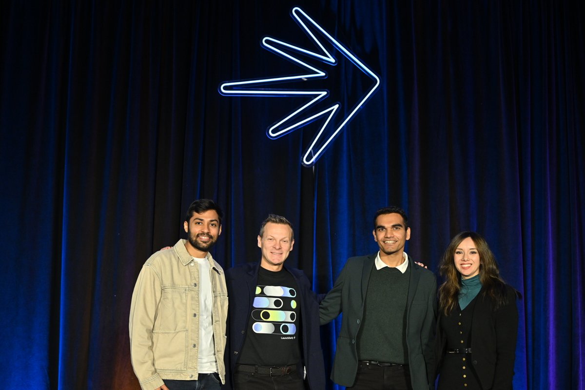 LaunchDarkly (@launchdarkly) on Twitter photo BIG NEWS! <a href="/LaunchDarkly/">LaunchDarkly</a> has acquired <a href="/gethouseware/">Houseware</a> to take experimentation + analytics to the next level! 🎉
Announced live at company kickoff with <a href="/navydish/">Divyansh Saini 🔰</a>, <a href="/__shubhankar/">Shubhankar Srivastava</a>, <a href="/danrogers100/">Dan Rogers</a> & <a href="/clairevo/">claire vo 🖤</a>.
The future of data-driven software delivery starts now. Welcome aboard! 🚀 BIG NEWS! <a href="/LaunchDarkly/">LaunchDarkly</a> has acquired <a href="/gethouseware/">Houseware</a> to take experimentation + analytics to the next level! 🎉
Announced live at company kickoff with <a href="/navydish/">Divyansh Saini 🔰</a>, <a href="/__shubhankar/">Shubhankar Srivastava</a>, <a href="/danrogers100/">Dan Rogers</a> & <a href="/clairevo/">claire vo 🖤</a>.
The future of data-driven software delivery starts now. Welcome aboard! 🚀
