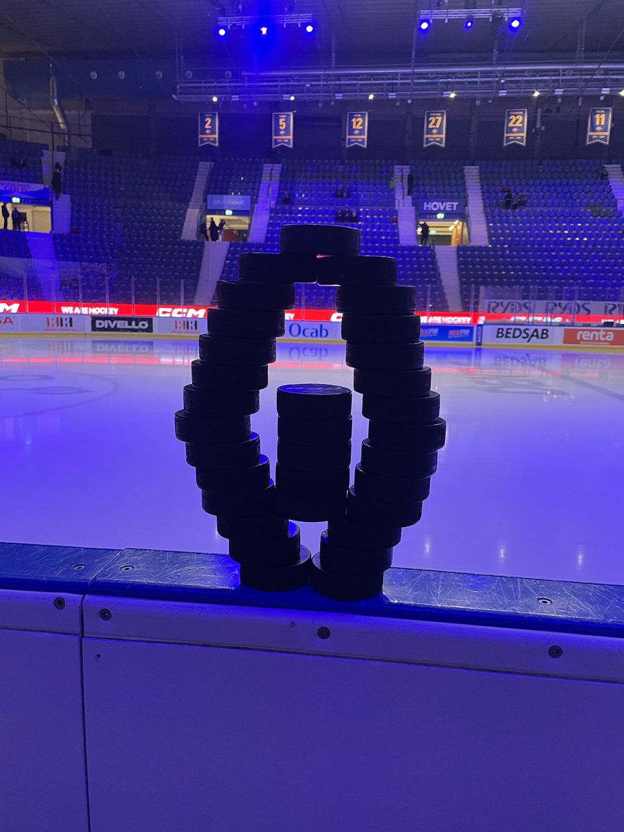 Ikväll Hovet! Ny kreation på sargen.