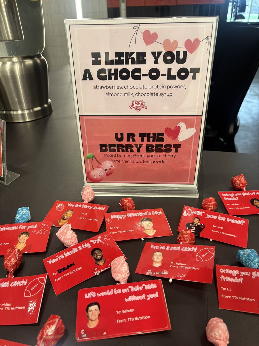 han_petersen's tweet photo. Some Valentine’s Day fun at the fueling station! https://t.co/sh2E3Zg0W7
