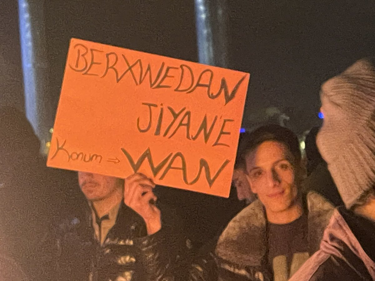 Biji irada gelle Kurd 
Berxudan jiyane
#VanHalkıİradesininYanındadır 
#van