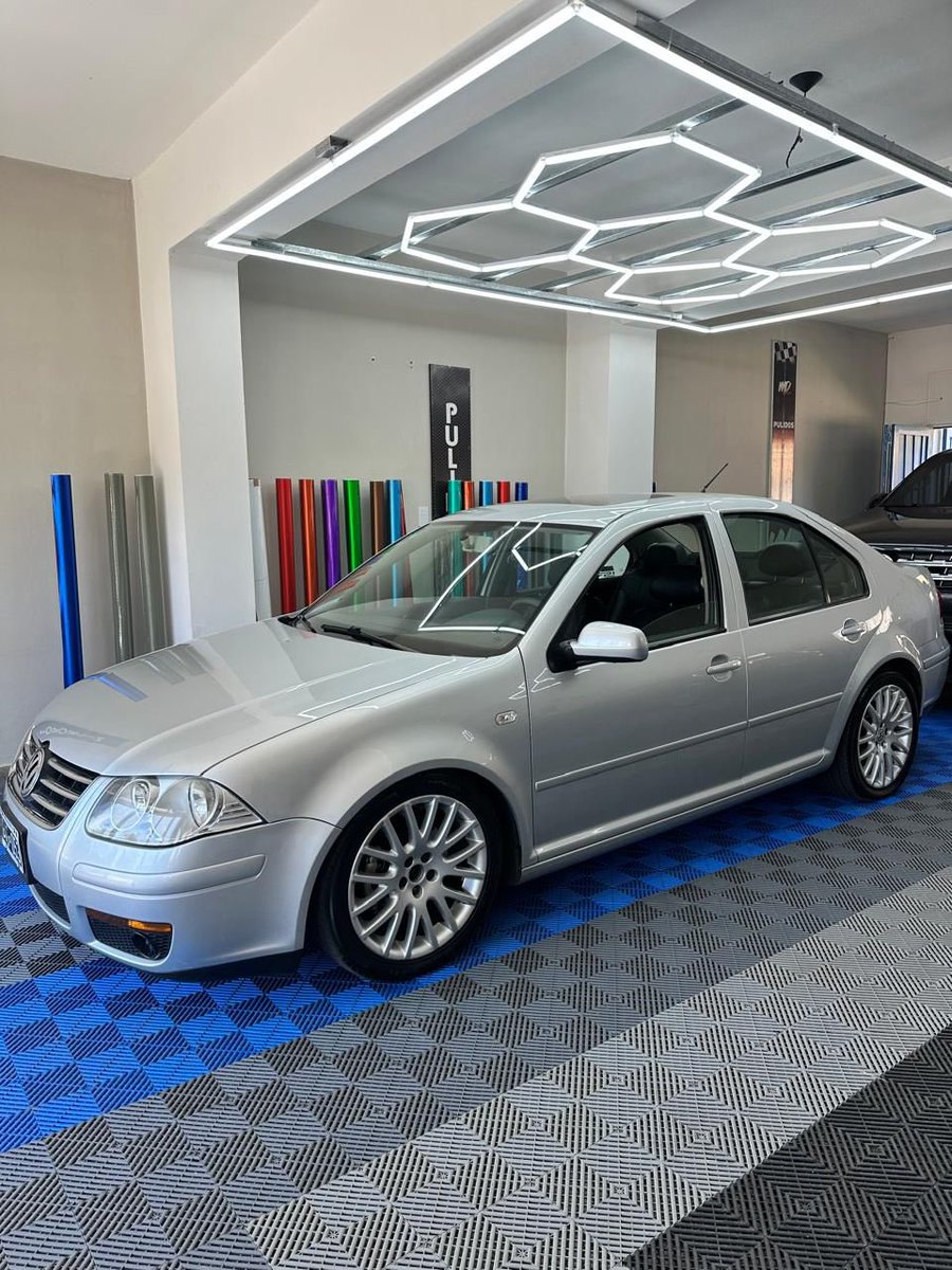 pupitapia27's tweet photo. Bienvenido 🚀
#bora #alpiso #autoexpo2025 https://t.co/dfVQL8gIOj