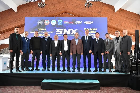 Erciyes’te FIM Dünya Kar Motosikleti Şampiyonası tanıtım toplantısı gerçekleştirildi 

kayserim.net/haber/23753547…