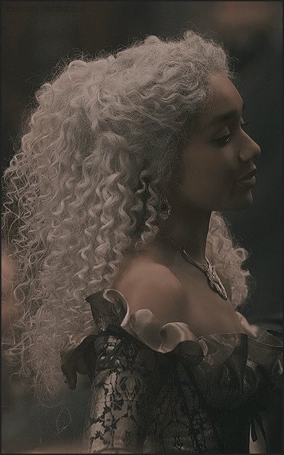 𝒍𝒂𝒆𝒏𝒂. / parody. tweet media