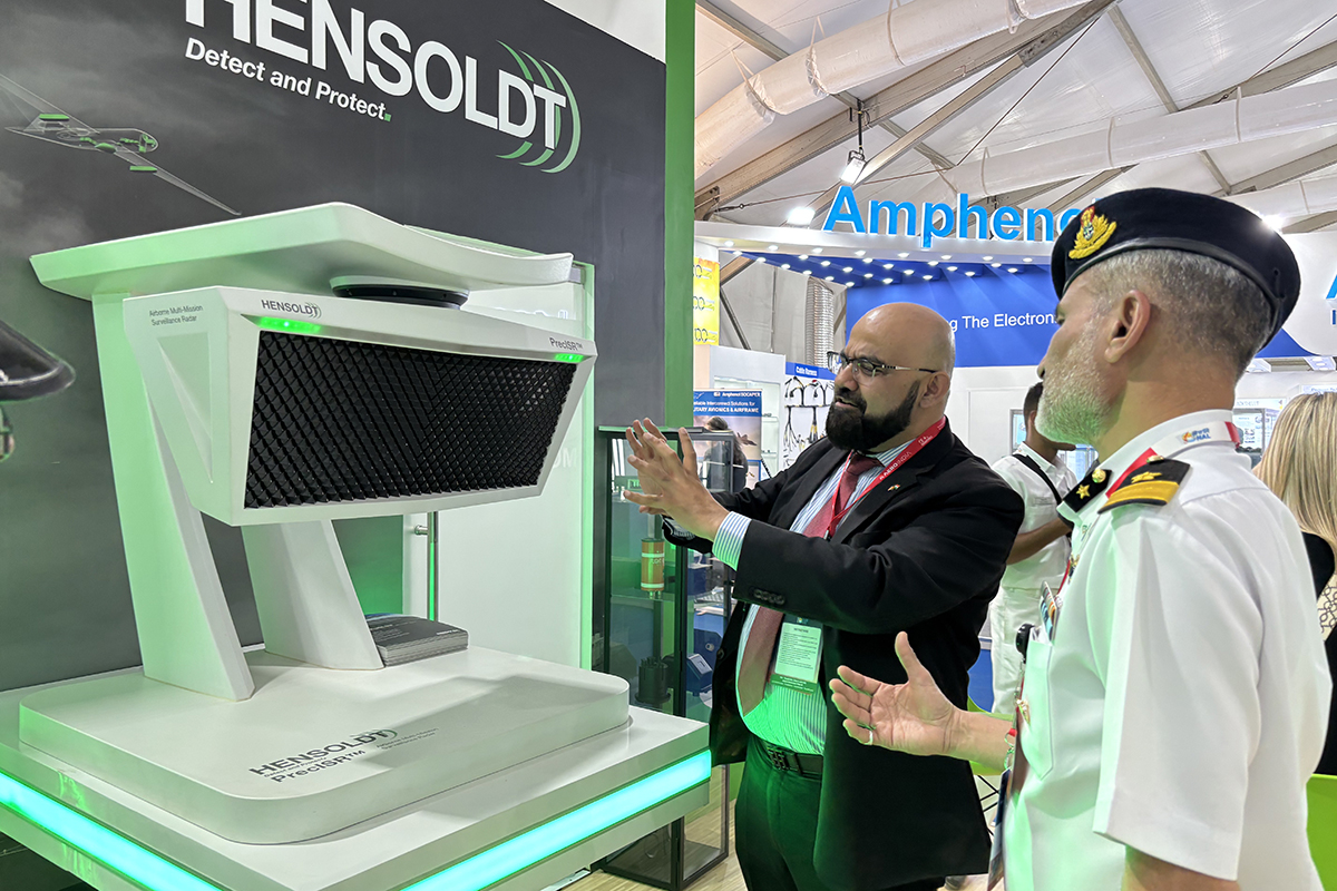 hensoldt's tweet image. Happy to share some highlights from our recent participation at the @AeroIndiashow, where the @HENSOLDT team had the great opportunity to connect and exchange with numerous delegates from the Indian Armed Forces. #exhibition #defense #detectandprotect