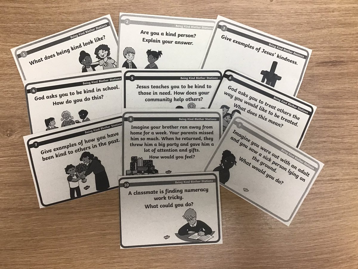 class6Aspull's tweet image. We’ve enjoyed a variety of activities this morning as part of ‘Love Our Community Day’, including making origami hearts. #loveourcommunityday