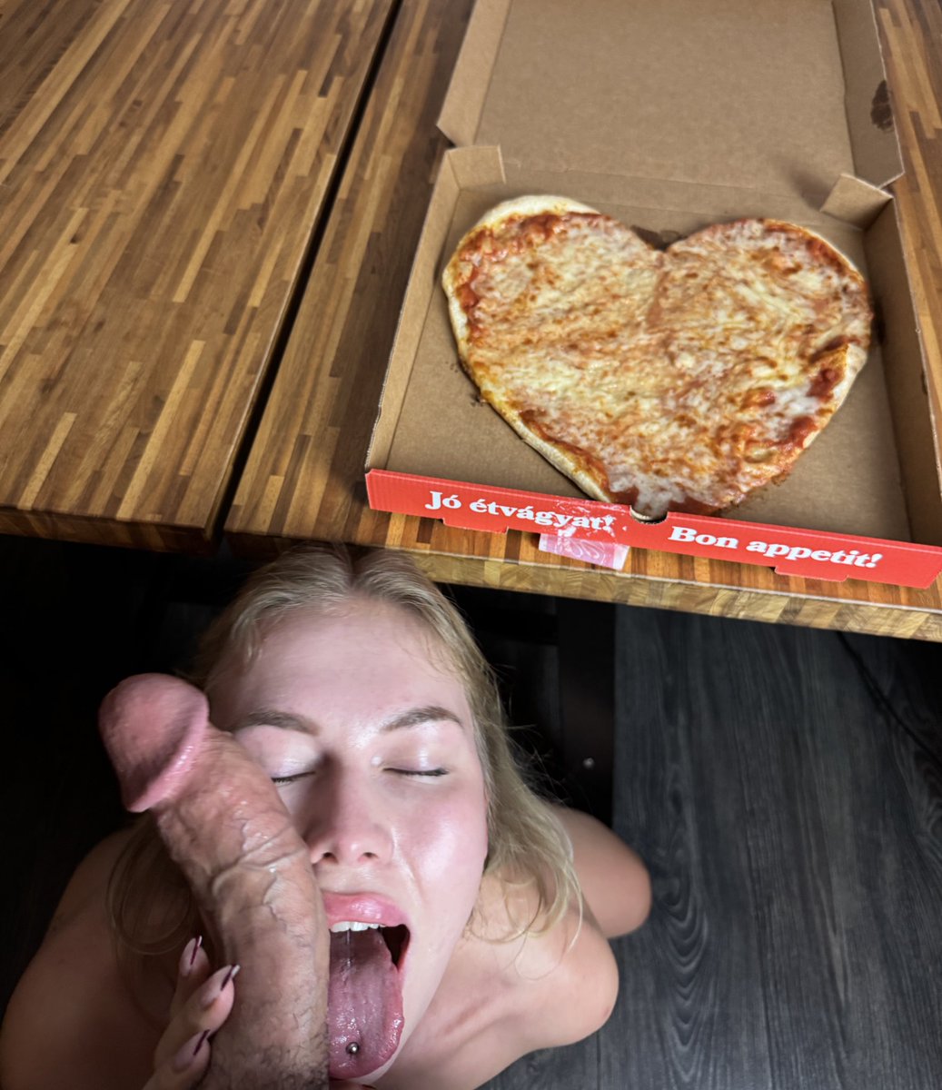 Valentine’s Day pizza 2.0, the delivery guy forgot to bring sauce so I made him put it in me and then dripped it all over the pizza before eating it 😋 and it’s all on video 😏
