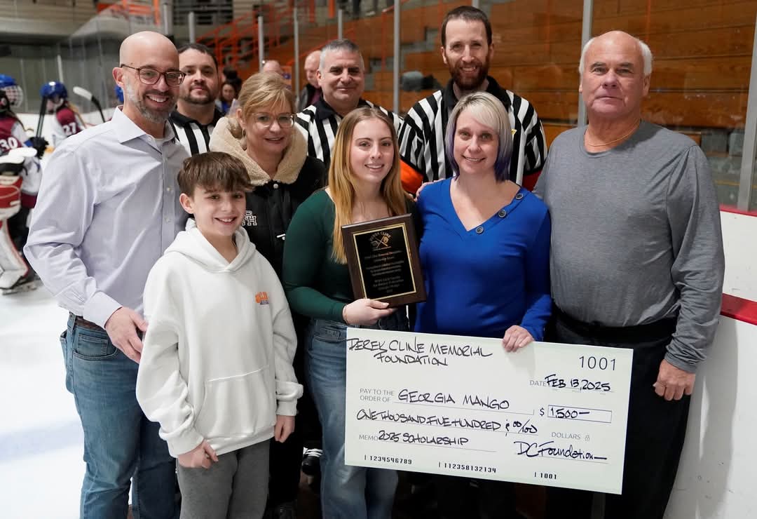 Congratulations to Georgia Mango of Amherst High School and the CASH (Clarence, Amherst, Sweet Home) Girls Varsity, the winner of the 2025 Derek Cline Memorial Foundation Scholarship for the Western New York Girls Varsity Hockey Federation, presented last night at Buffalo State.
