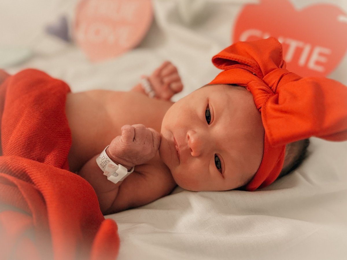 Do Valentines get cuter than these at #MercyPittsburg? A night shift nurse wanted to make sure these sweet babies and their families got to celebrate. 

Have a new Valentine joining your family soon? Download Mercy's free plan for pregnancy guide: ow.ly/EL3J50UZwZF