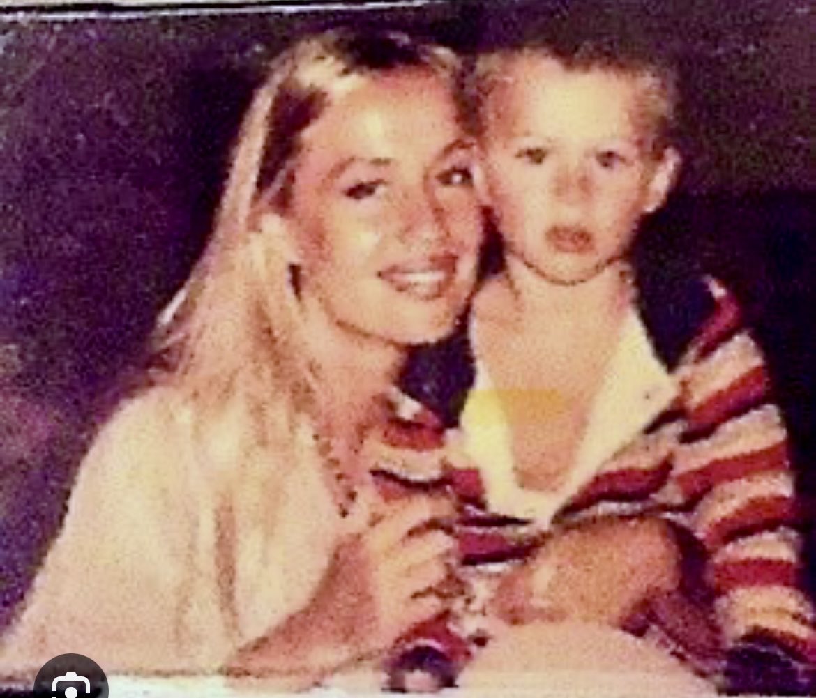 Good memories. Happy Valentine’s Day to All! Much love 💕