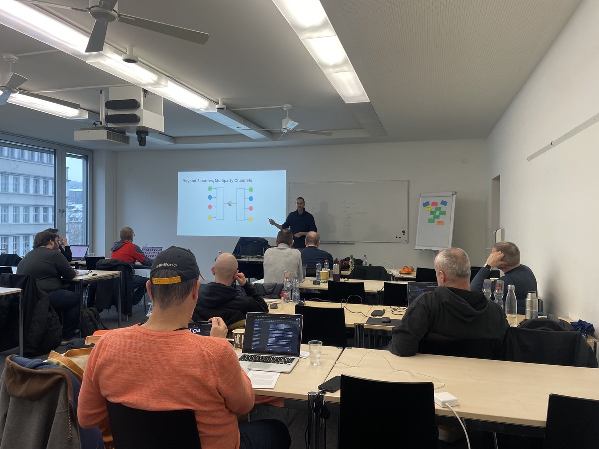 21lectures's tweet image. #bitcoin masterclass #lightning day happening