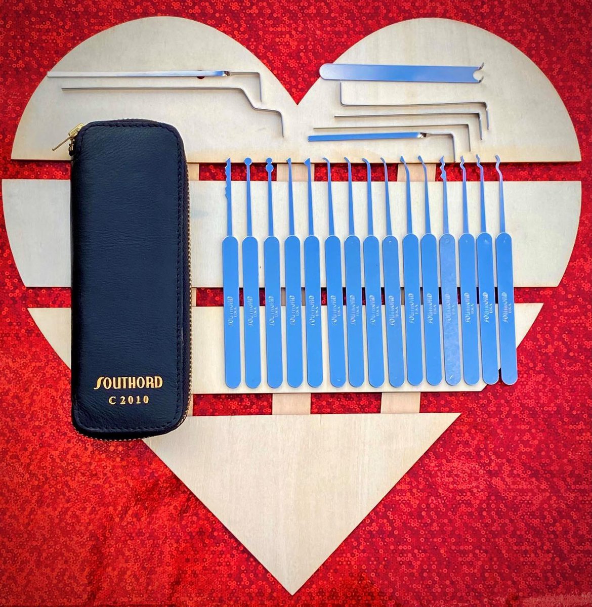 SouthOrdPicks's tweet image. ❤️ HAPPY VALENTINES DAY ❤️ #southord #locksmithtools #lockpickset #lockpick #lockpickingtools #lockpicking #locksmiths #locksport #everydaycarry #edcgear #edccarry #valentines #locklove