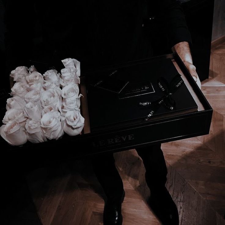 “𝐼 𝑜𝑣𝑒𝑟𝘩𝑒𝑎𝑟𝑑 𝐶𝑒𝑟𝑠𝑒𝑖 𝑎𝑛𝑑 𝑀𝑎𝑟𝑔𝑎𝑒𝑟𝑦 𝑠𝑝𝑒𝑎𝑘 𝑜𝑓 𝑡𝘩𝑖𝑠... 𝐯𝐚𝐥𝐞𝐧𝐭𝐢𝐧𝐞𝐬 𝐝𝐚𝐲 𝑎𝑛𝑑 𝐼 𝑤𝑎𝑛𝑡𝑒𝑑 𝑡𝑜 𝑝𝑎𝑟𝑡𝑎𝑘𝑒 𝑠𝑜.. 𝘩𝑒𝑟𝑒 𝑦𝑜𝑢 𝑎𝑟𝑒 𝑚𝑦 𝑙𝑜𝑣𝑒 𝐻𝑎𝑝𝑝𝑦 𝑉𝑎𝑙𝑒𝑛𝑡𝑖𝑛𝑒𝑠 𝐷𝑎𝑦"  <a href="/wingsandshadow/">𝑽 𝑯 𝑨 𝑮 𝑨 𝑹 —— 𝗛 𝗜 𝗔 𝗧 𝗨 𝗦</a>