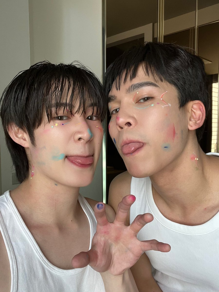 natasittttt's tweet photo. HVD 💌🎨 https://t.co/9Ppd03OPT5