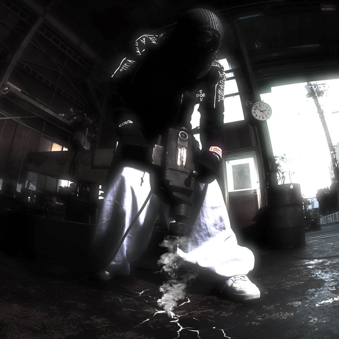 New single “Do It” out now on streaming 新しいシングル「Do It」リリースなりました

Produced by <a href="/benxni1/">BENXNI</a> 
Cover art by @steffenyoshiki and BENXNI