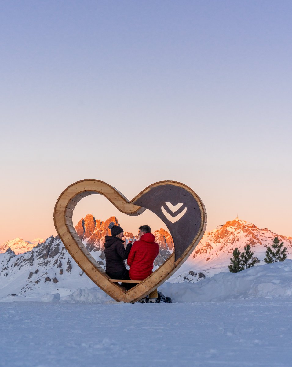 Love is in the air.. #ValentinesDay  
📍Méribel, heart of Les 3 Vallées