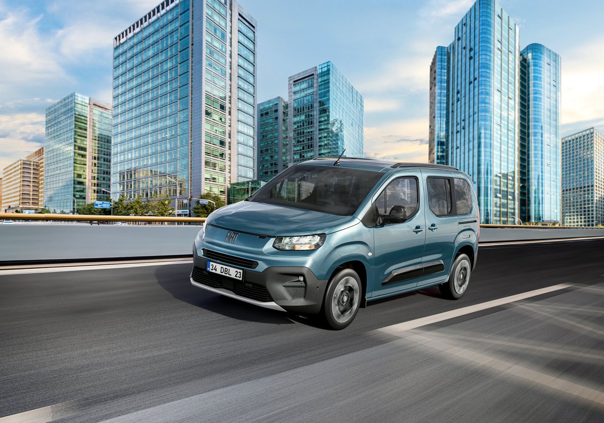 Yolculukların vazgeçilmez ismi Fiat Doblo Combi’nin güçlü tasarımını KV görsellerimiz ile öne çıkardık. 🚗

#DigitalPanorama #Fiat #Doblo