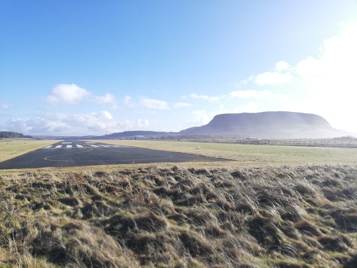 #heartofsligo 

Not many places you can get so close to a runway or a landing plane! 

Strandhill ❤️