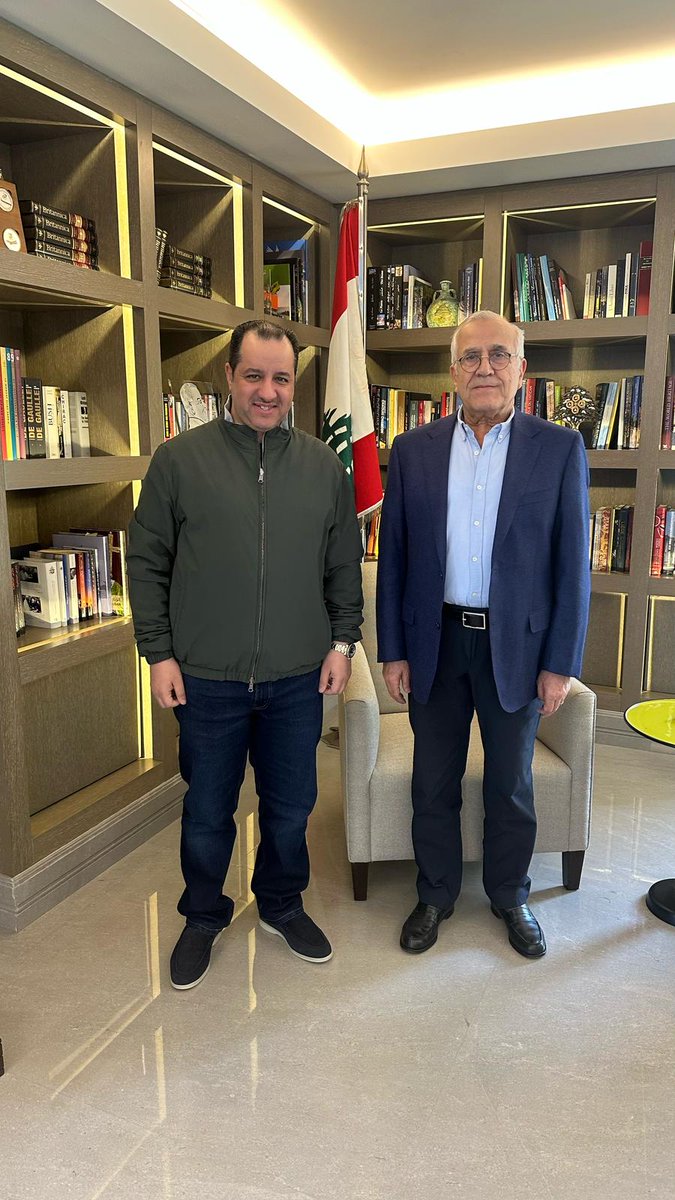 تشرفت بلقاء فخامة الرئيس اللبناني السابق العماد ميشال سليمان في بيروت اليوم 🇱🇧🇰🇼