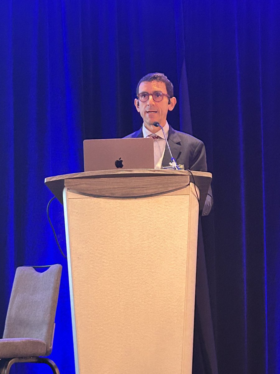 وضحى المحمدي (@wadhaalmohamdi) on Twitter photo After attending several online webinars for Dr. @r_perez_MD, I am truly honored to meet him in person and attend his valuable talks on lateral LN dissection and organ preservation at #ICDS25.
<a href="/CleveClinicFL/">Cleveland Clinic Florida</a> After attending several online webinars for Dr. @r_perez_MD, I am truly honored to meet him in person and attend his valuable talks on lateral LN dissection and organ preservation at #ICDS25.
<a href="/CleveClinicFL/">Cleveland Clinic Florida</a>