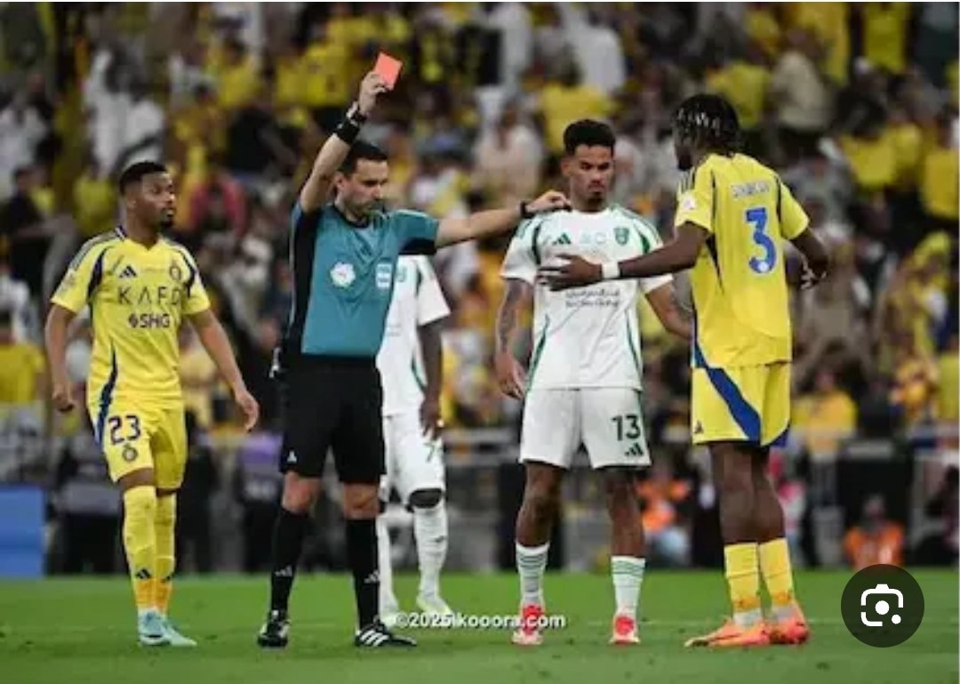 برأيكم،من هو رجل مباراة الأهلي والنصر؟