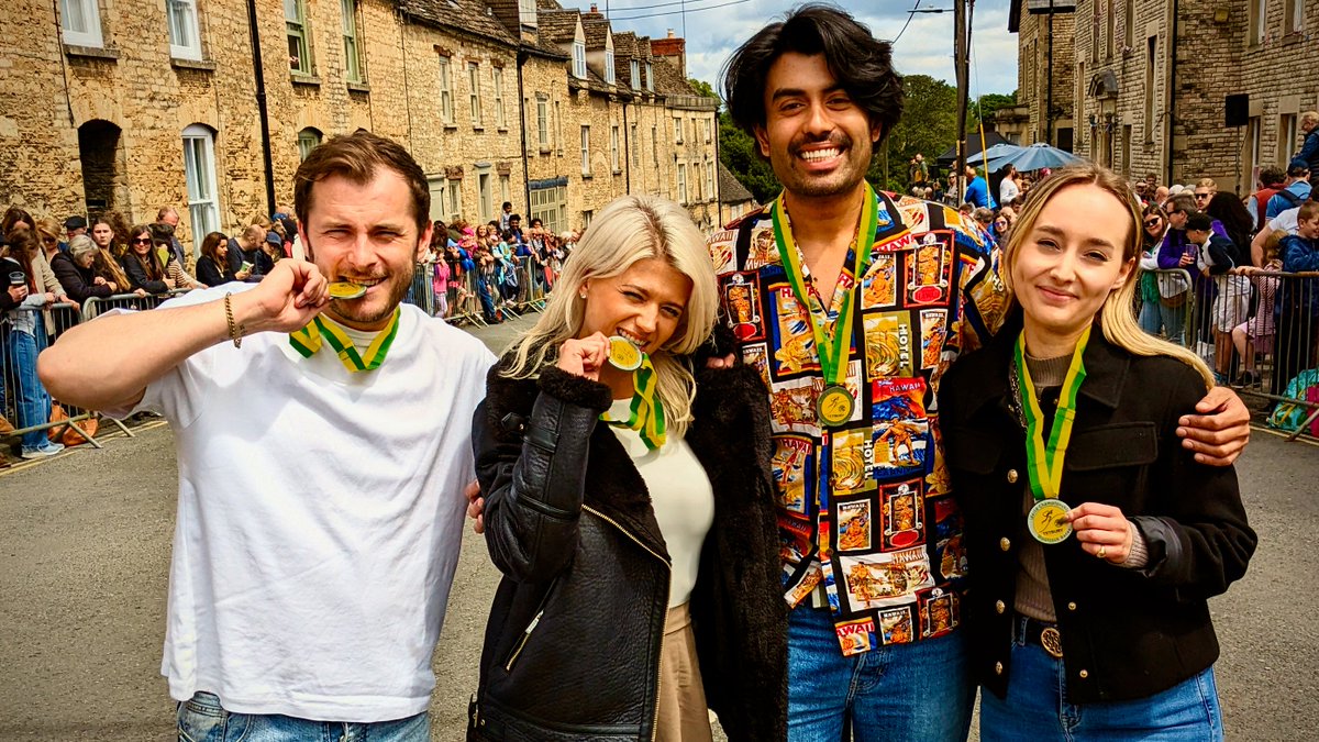 Antiques Road Trip (@antiqueroadtrip) on Twitter photo It's an EastEnders extravaganza!🤩
To mark the 40th anniversary of the show, Danielle Harold (<a href="/DHaroldOfficial/">Danielle Harold</a>) and <a href="/MaxBowden/">Max Bowden</a> hunt out antiques in the Cotswolds with a little guidance from experts <a href="/Hettie_Jago/">Hettie Jago</a> and <a href="/ismaelkhan/">Ishy Antiques</a> ✨💖
👉Today 7PM on <a href="/BBCTwo/">BBC Two</a> | <a href="/bbceastenders/">BBC EastEnders</a> It's an EastEnders extravaganza!🤩
To mark the 40th anniversary of the show, Danielle Harold (<a href="/DHaroldOfficial/">Danielle Harold</a>) and <a href="/MaxBowden/">Max Bowden</a> hunt out antiques in the Cotswolds with a little guidance from experts <a href="/Hettie_Jago/">Hettie Jago</a> and <a href="/ismaelkhan/">Ishy Antiques</a> ✨💖
👉Today 7PM on <a href="/BBCTwo/">BBC Two</a> | <a href="/bbceastenders/">BBC EastEnders</a>